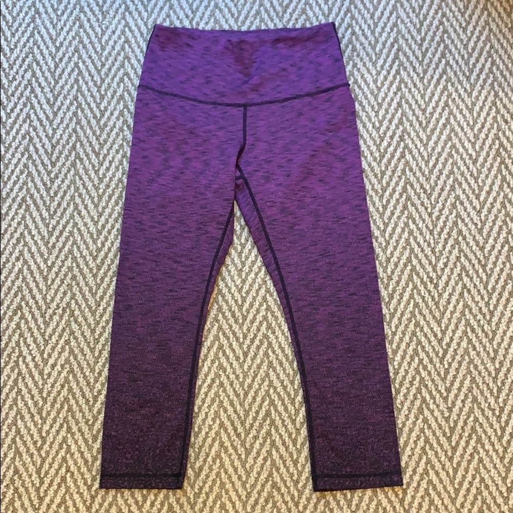 Purple cropped legging capris